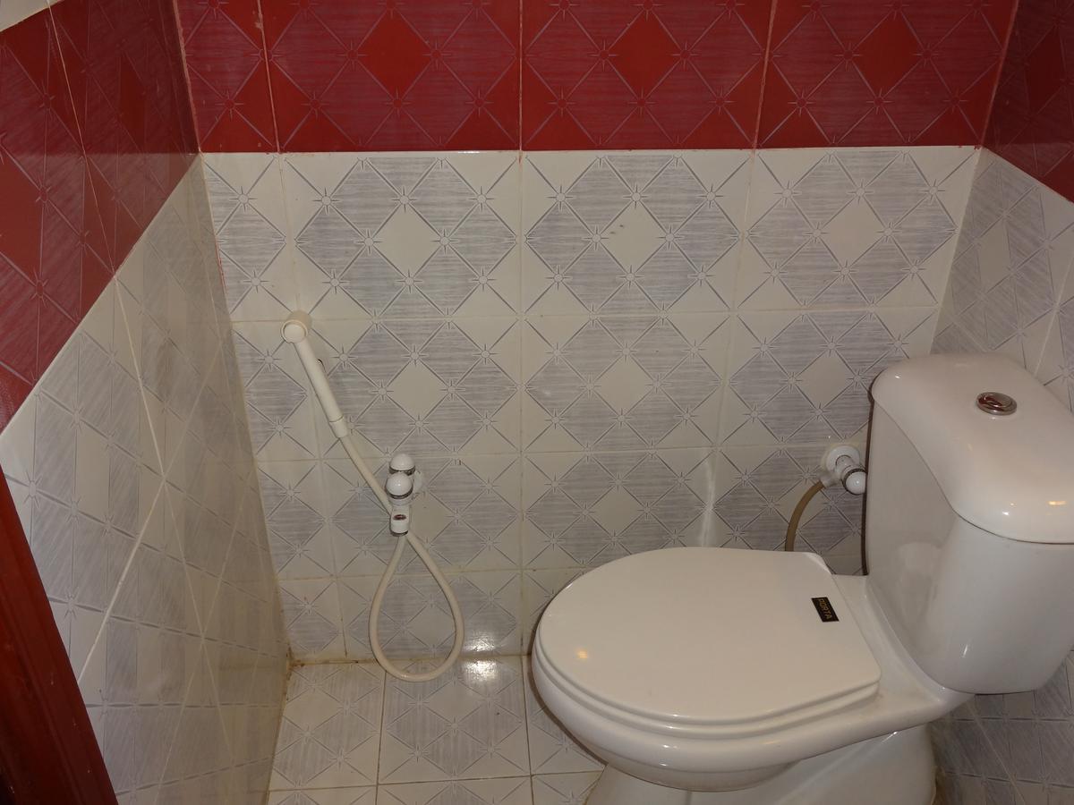 Hotel Sky Towers Karachi Bagian luar foto